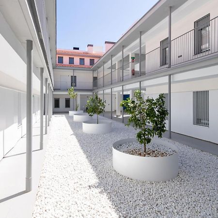Triana Pages Oasis By Valcambre Apartment Севиля Екстериор снимка