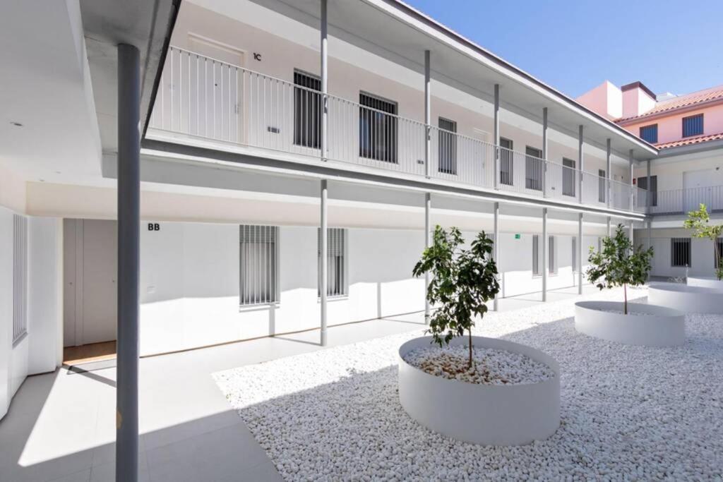 Triana Pages Oasis By Valcambre Apartment Севиля Екстериор снимка