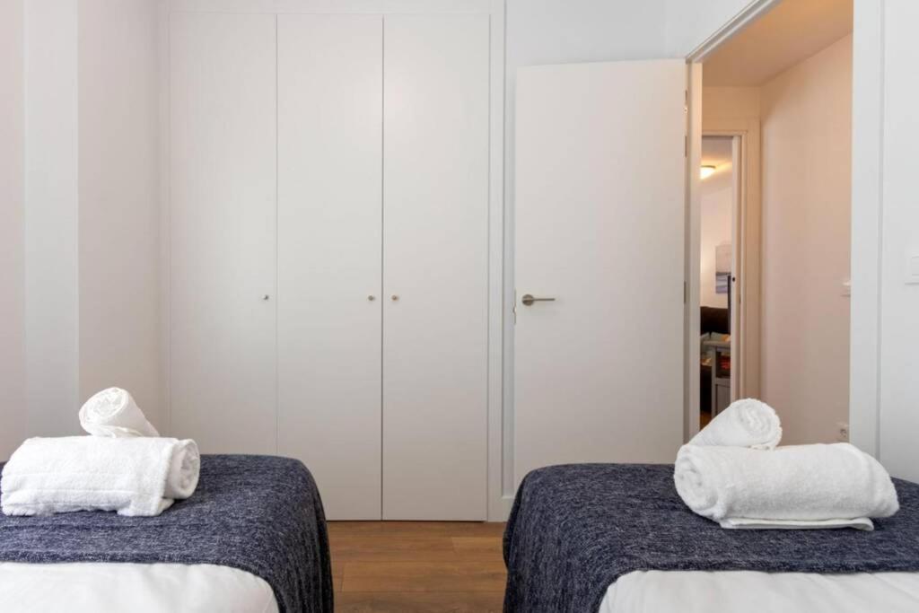 Triana Pages Oasis By Valcambre Apartment Севиля Екстериор снимка