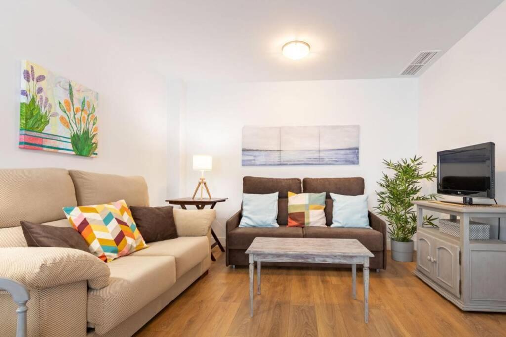 Triana Pages Oasis By Valcambre Apartment Севиля Екстериор снимка