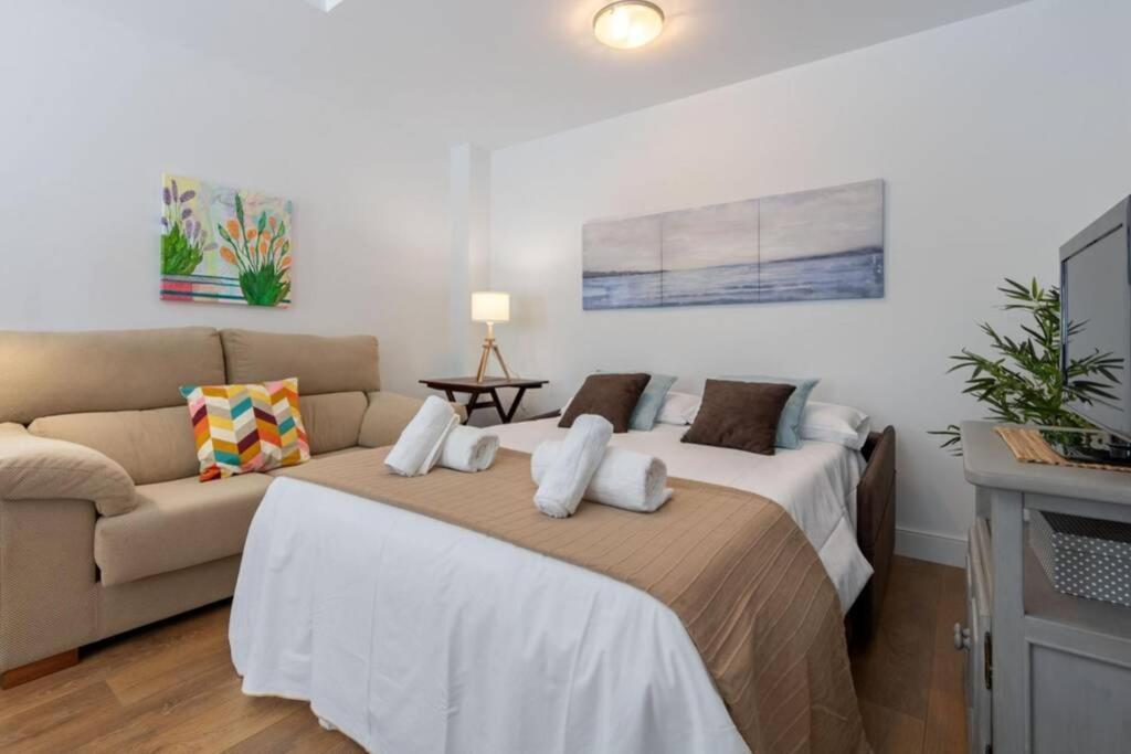 Triana Pages Oasis By Valcambre Apartment Севиля Екстериор снимка